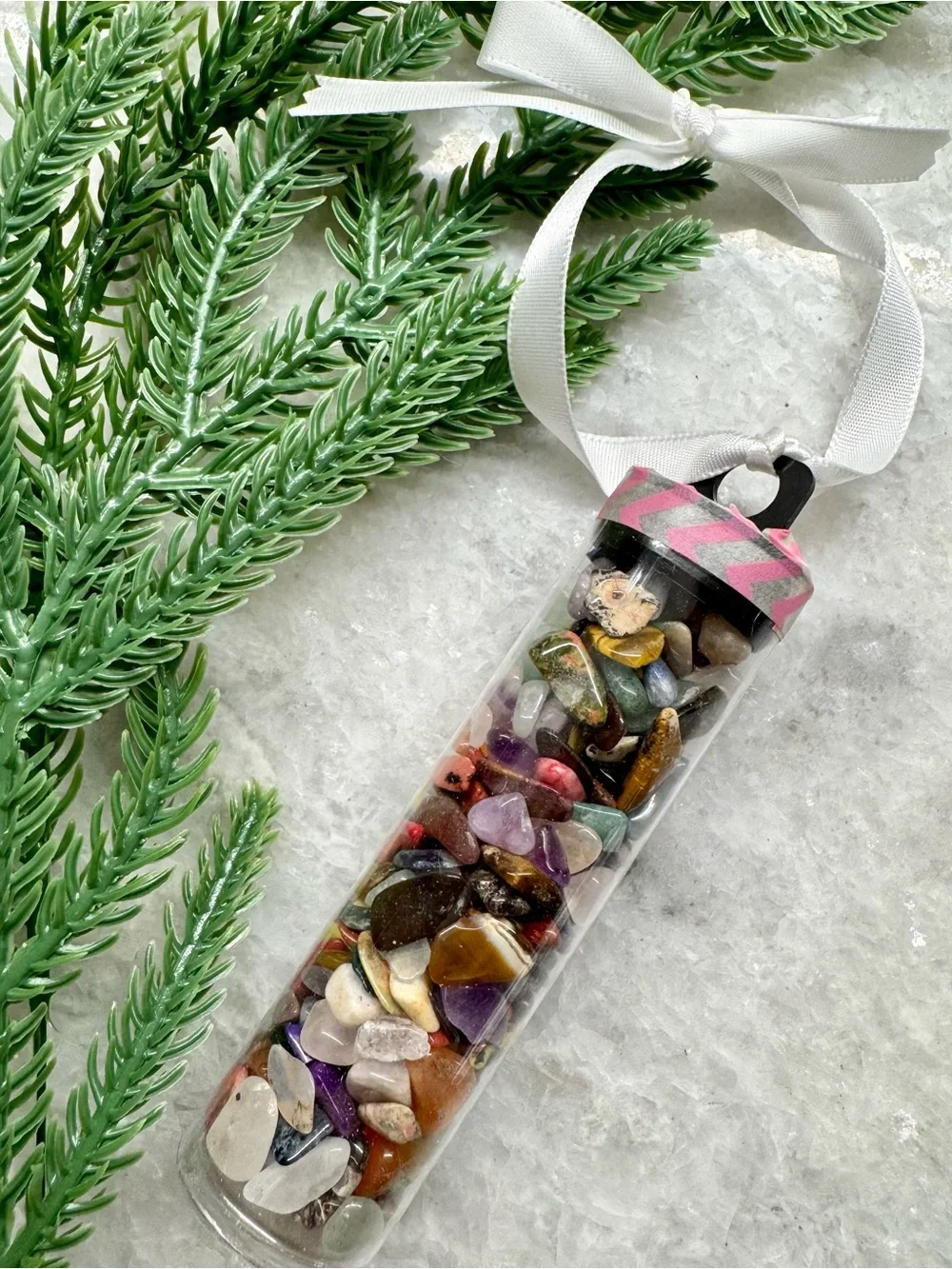 New Assorted Mini Natural Stone Gemstone & Crystal Hangable Christmas Ornament